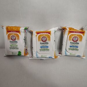 Arm & Hammer Essentials 2 Clear Water 1 Simply Fresh 3 Pk Deodorant Towelettes